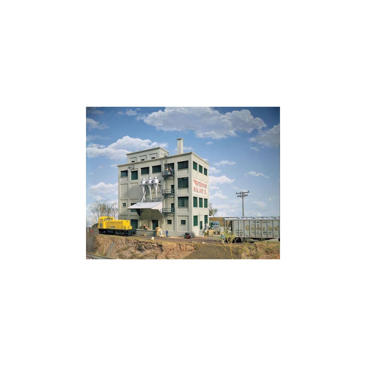 Red Wing Milling Co. -- Kit - 8 x 11 x 10-3/8′ 20.3 x 28 x 26.4cm, HO, Walthers Cornerstone 3026