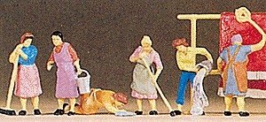 People Working -- Housewives Working, HO, Preiser Kg 10059