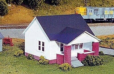 One-Story House w/Side Porch -- Kit - 3-1/2 x 3-7/8′ 9 x 9.9cm, HO, Rix Products 203