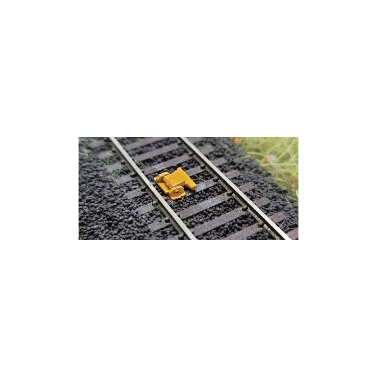 Track Derail -- Unpainted Metal Castings pkg(3), HO, Durango Press 214