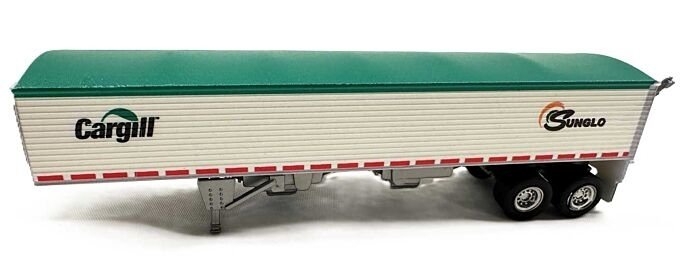 39′ Covered Grain Trailer - Assembled -- SunGlo (white, green), HO, HO Logistics Replicas 463