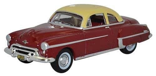 1950 Oldsmobile Rocket 88 - Assembled -- Red, Cream, HO, Oxford Diecast 87OR50001