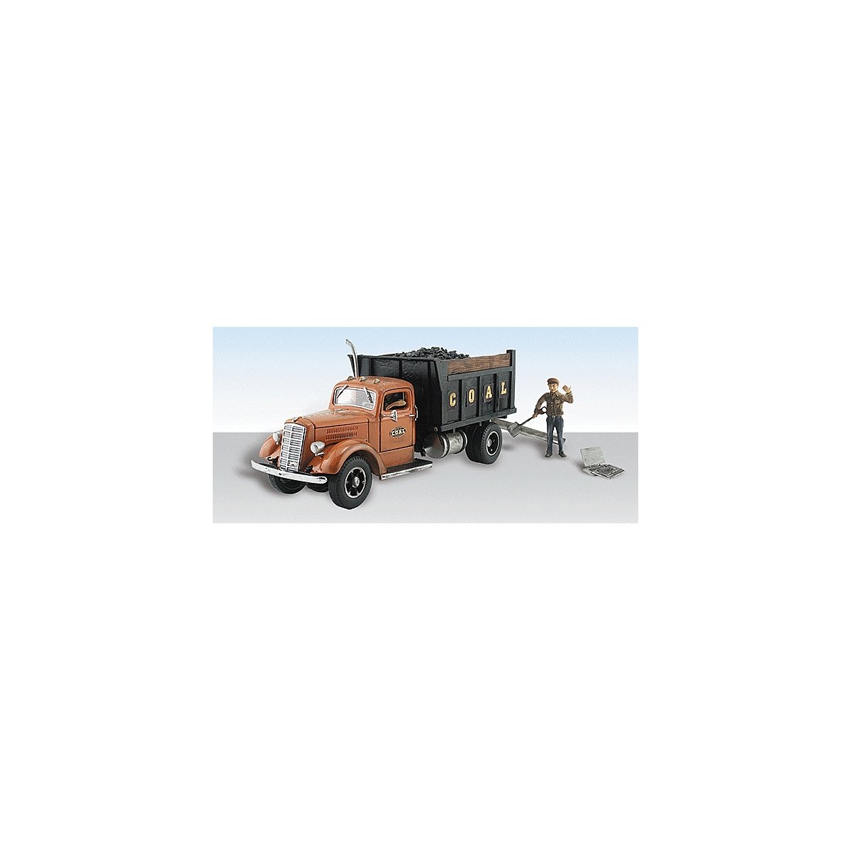 Lumpy′s Coal Company - Assembled - AutoScenes(R) -- Delivery Truck, Figure & Accessories, HO, Woodland Scenics 5555