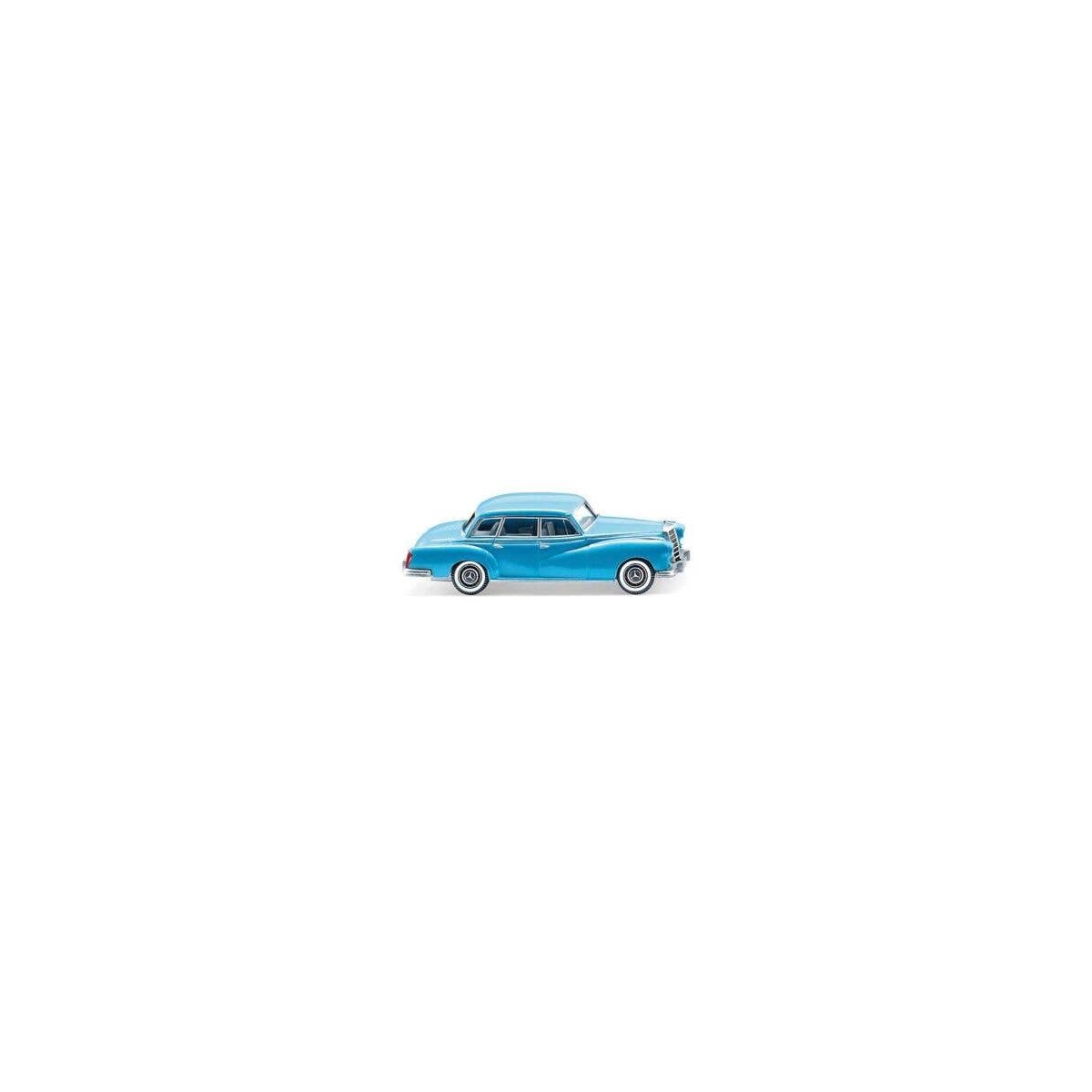 1957-1962 Mercedes-Benz 300 Sedan - Assembled -- Blue, HO, Wiking 15002