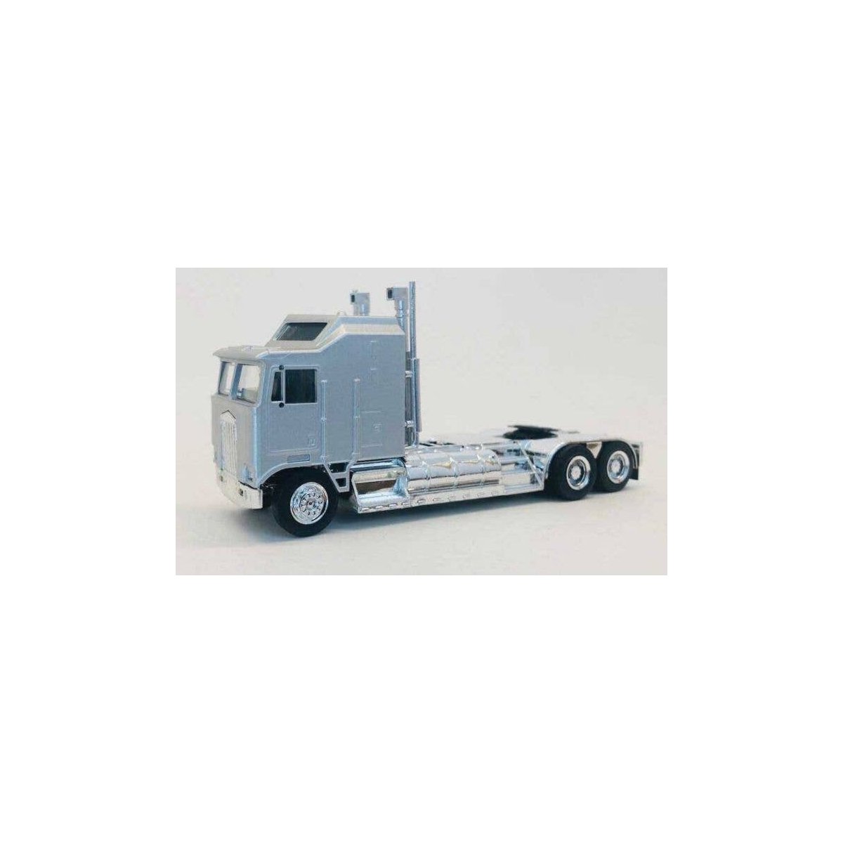 Kenworth K100 5-Bar 3-Axle - Assembled -- Various Standard Colors, HO, Herpa Models 35264