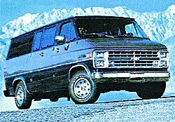 Chevrolet Vans -- Sportvan (white), HO, Trident Miniatures 900411