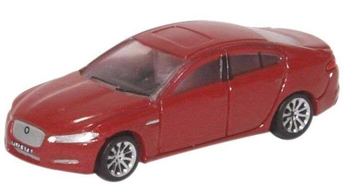 2015 Jaguar XF Sedan - Assembled -- Carnelian Red, N, Oxford Diecast NXF001