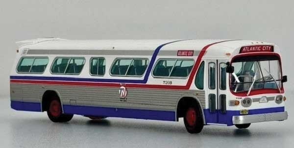 GM SDH-5307 New Look Suburban Bus - Lighted - Assembled -- Los Angeles Rapid Transit District 3, HO, Iconic Replicas 753167