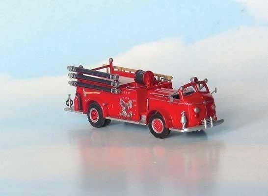 1947-1954 American LaFrance 700 Open-Cab Pumper - Resin Kit -- Undecorated, HO, Sylvan Scale Models V071