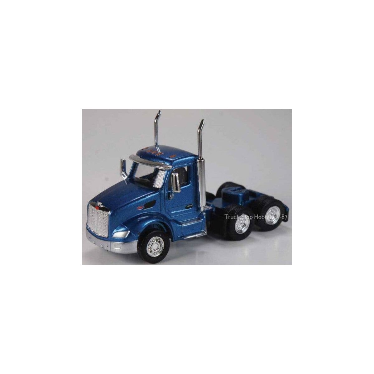 Peterbilt 579 3-Axle Day-Cab Tractor Only 2 Pack - Assembled -- Blue, HO, Herpa Models 410532