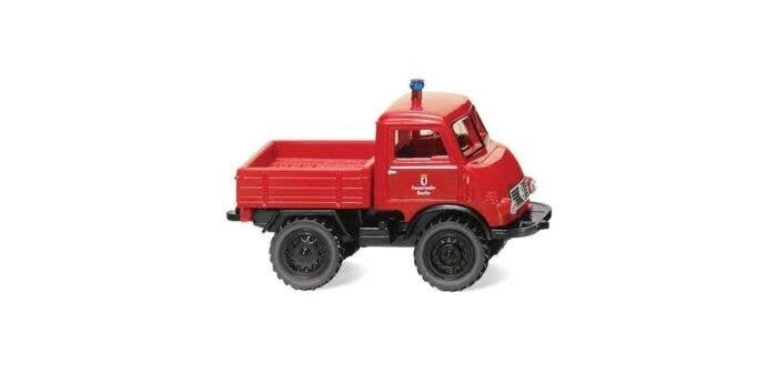 1950-1953 Unimog U 401 Heavy-Duty Truck - Assembled -- Berlin, East Germany, Fire Department (red, black,, HO, Wiking 36804