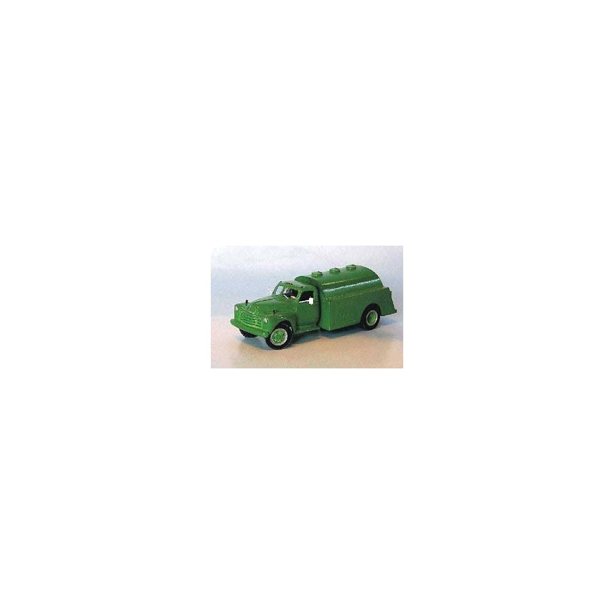 1948-1953 Chevrolet Gasoline Tank Truck - Resin Kit -- Unpainted, HO, Sylvan Scale Models V081