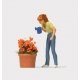Watering the Flowers, HO, Preiser Kg 28103