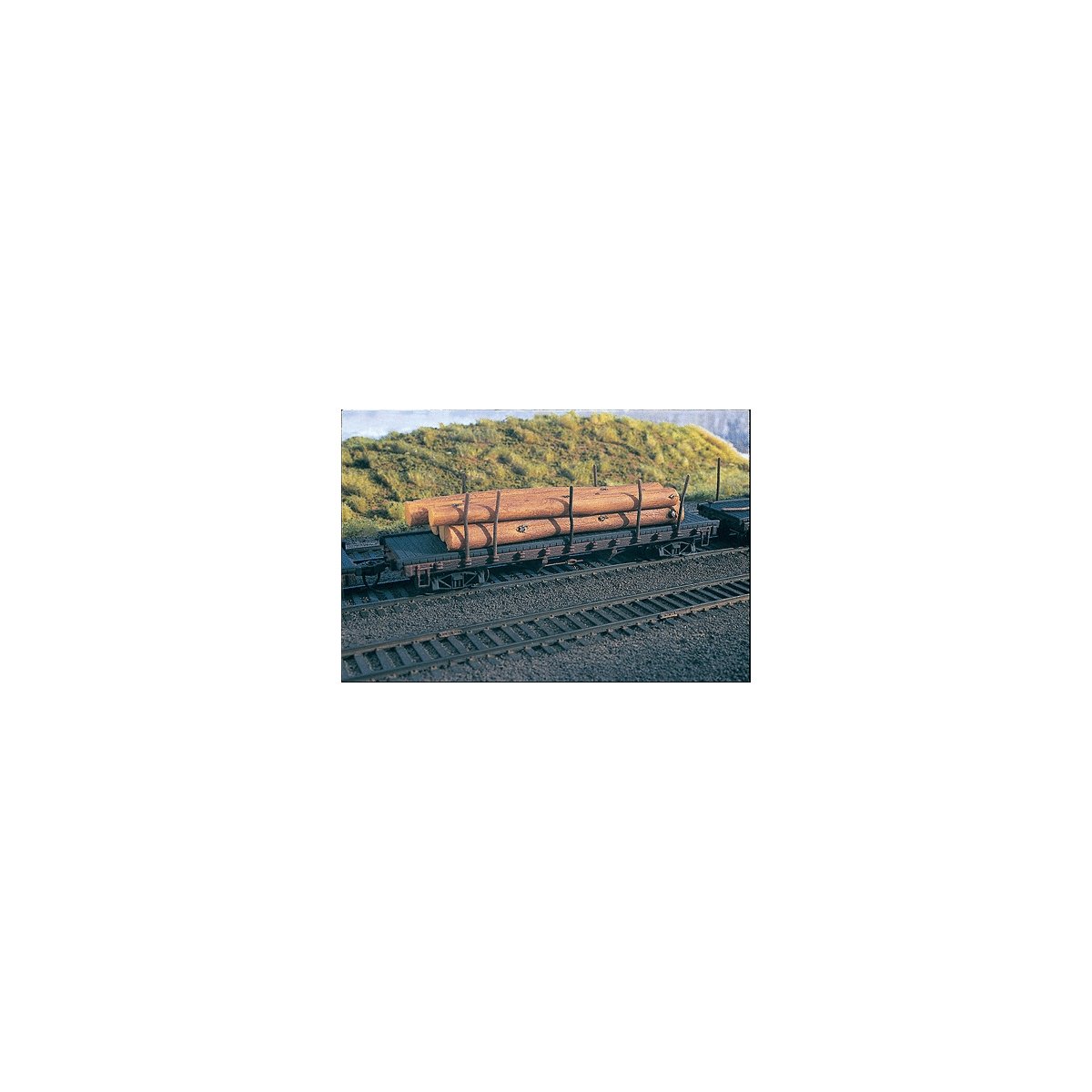 ACF Log Car w/Logs - Ready to Run - Silver Series(R) -- 1935-1960 Version (Boxcar Red), HO, Bachmann Industries 18849