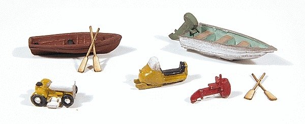 Recreational Detail Set -- 2 Boats w/Outboard Motors, 4 Oars, 1 Riding Lawnmower, 1 Snowmobile, N, Railway Express Miniatures 21