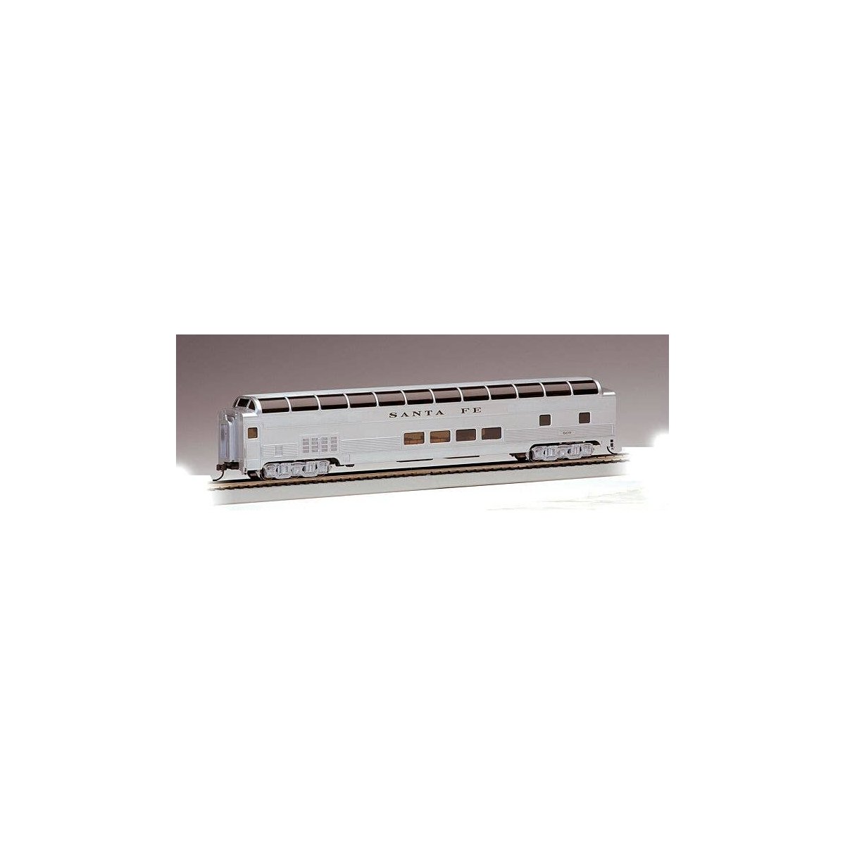Budd 85′ Full-Length Dome with Lights - Ready-to-Run - Silver Series(R) -- Santa Fe (silver), HO, Bachmann Industries 13002