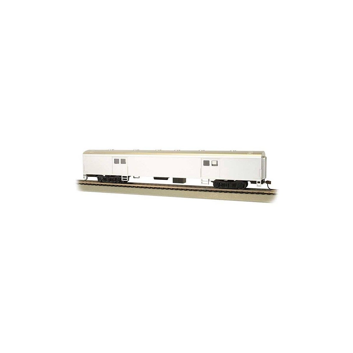 72′ Smooth-Side Baggage - Ready to Run -- Painted, Unlettered (aluminum), HO, Bachmann Industries 14405