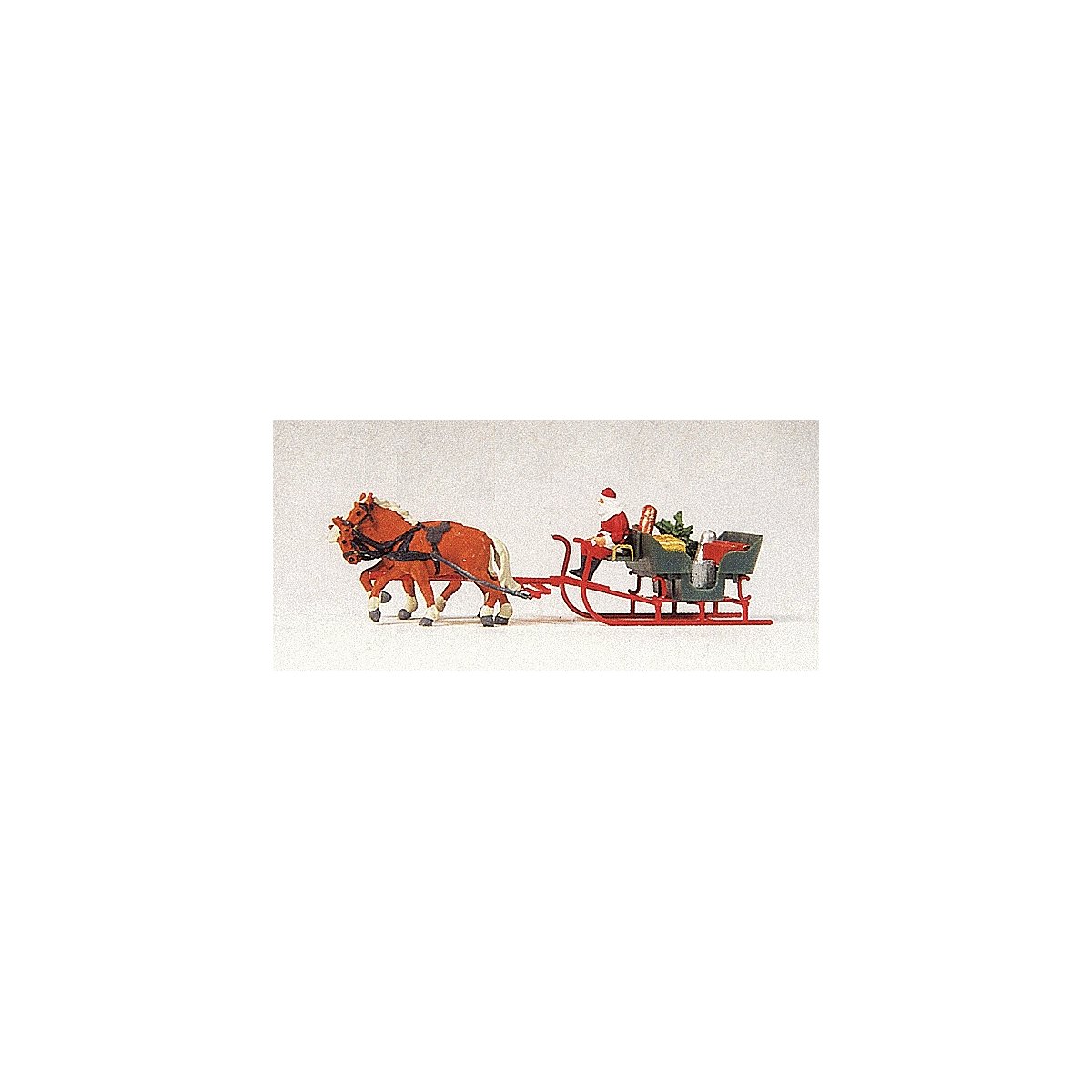 Horse Drawn Sleigh -- Father Christmas & Parcels, HO, Preiser Kg 30448