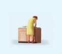 People At Home -- Woman Doing Dishes, HO, Preiser Kg 28145
