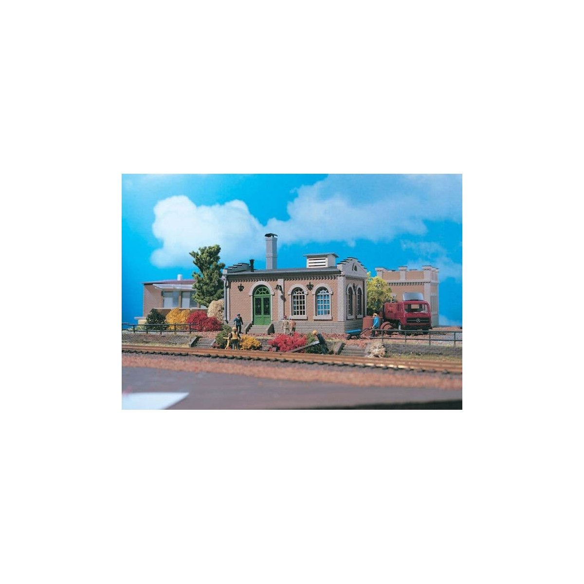 Workshop - Kit -- 5-1/8 x 2-3/4 x 4-3/8′ 13 x 7 x 11cm, HO, Vollmer Gmbh 45612