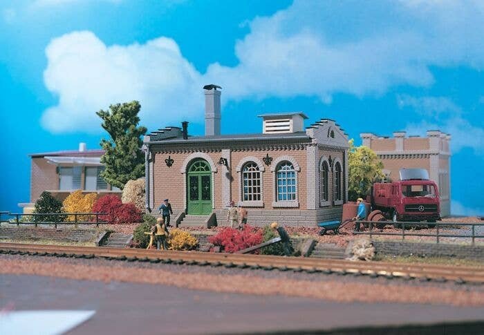 Workshop - Kit -- 5-1/8 x 2-3/4 x 4-3/8′ 13 x 7 x 11cm, HO, Vollmer Gmbh 45612