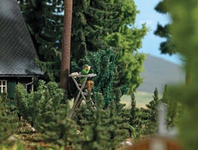 Hunter in Raised Stand - Action Set -- Seated Hunter with Binoculars, Wooden Hunting Stand, HO, Busch Gmbh & Co Kg 7957