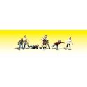 Scenic Accents(R) Figures -- Ice Skaters pkg(7), N, Woodland Scenics 2184