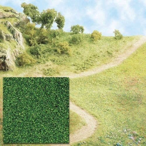 Grass Scatter Material Ground Cover -- Medium Green 1-7/16oz 40g, All Scales, Busch Gmbh & Co Kg 7053