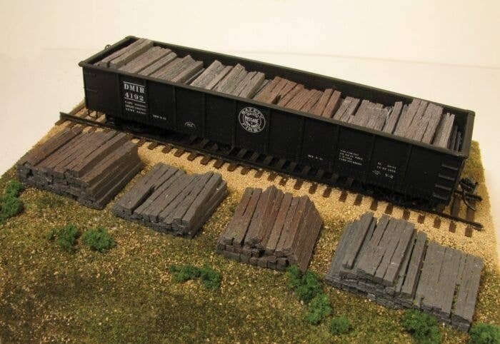 Used Wood Railroad Tie Stacks, HO, Monroe Models 2108