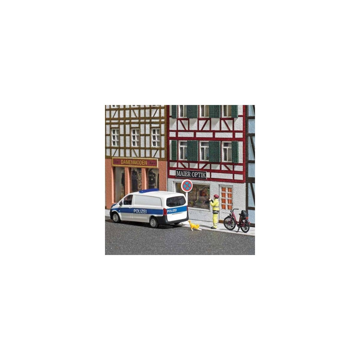 Chief Display Master - Action Set -- German Police Van, Figure in Hi Viz, Bicycle, HO, Busch Gmbh & Co Kg 79801