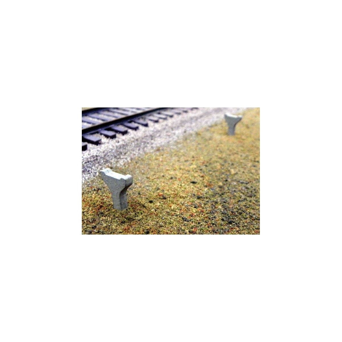 N&W Concrete Rail Posts -- pkg(12) (Rail Not Included), HO, B.T.S. 23028