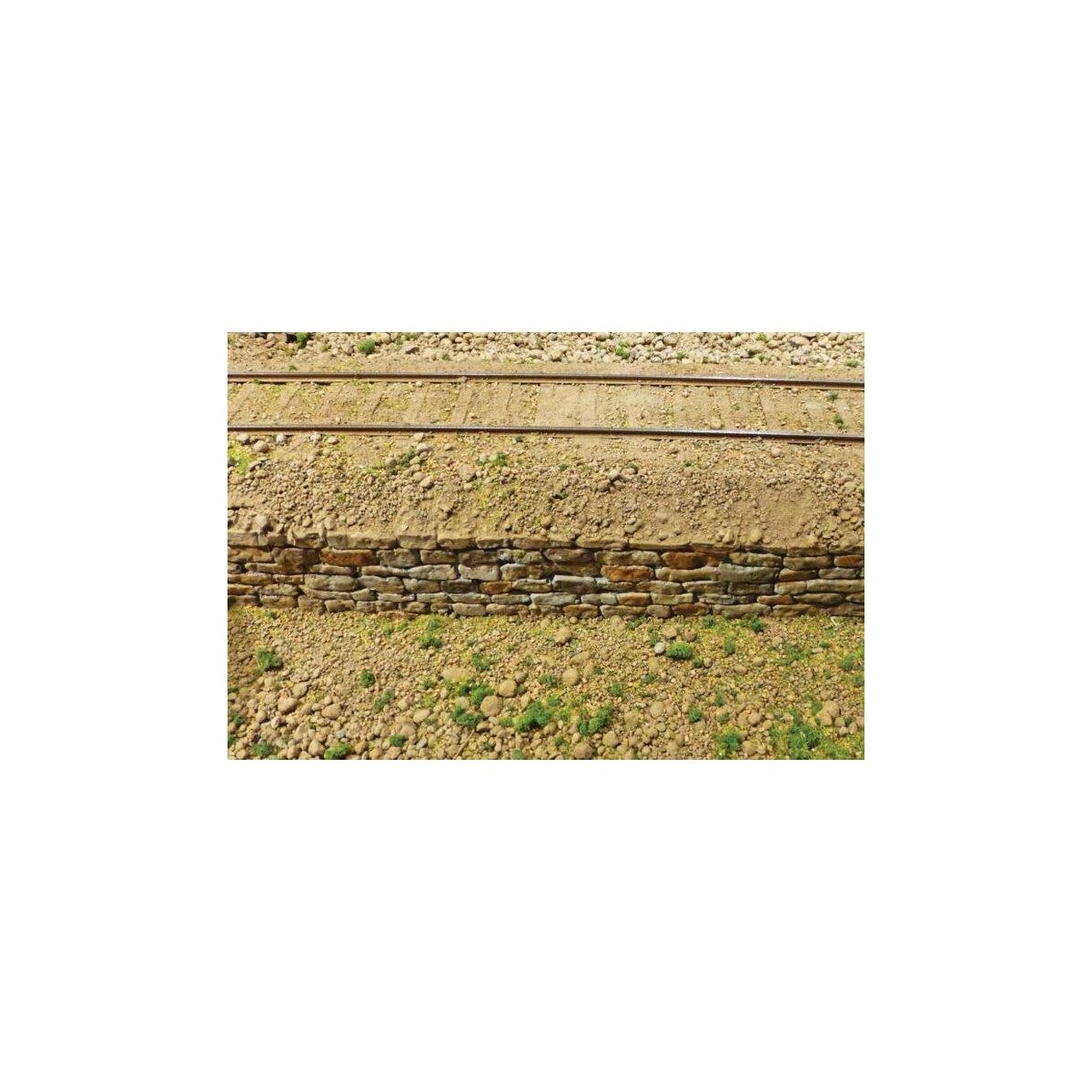 Flexible Sea Wall Sheet -- Medium for HO Scale: 3-3/4 x 12′ 9.5 x 30.5cm, All Scales, Chooch Enterprises 8568