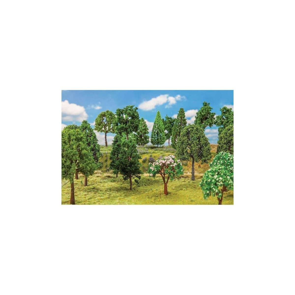 Deciduous Trees -- pkg(30), All Scales, Faller Gmbh 181525