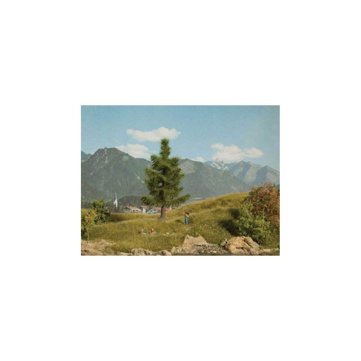 Spruce Tree -- 4-3/4′ 12cm Tall, All Scales, Noch Gmbh & Co 21815