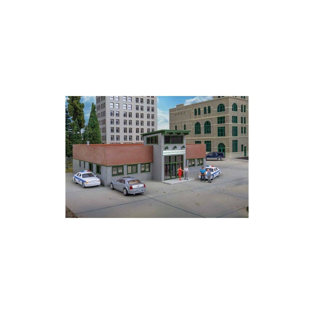 Modern Police Station -- Kit - 8 x 7-5/8 x 3′ 20.3 x 19.3 x 7.6cm, HO, Walthers Cornerstone 4201