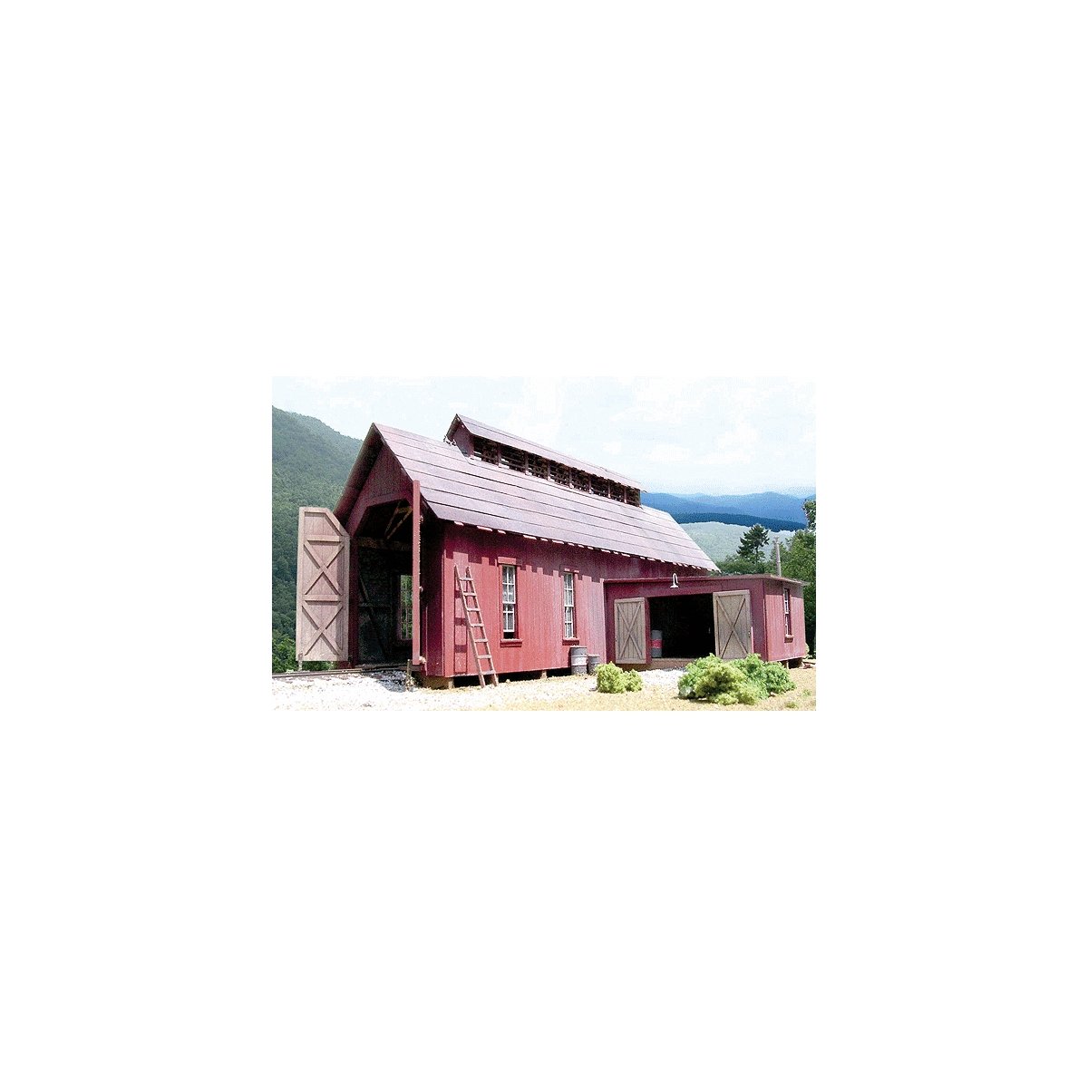 McCabe Engine House - Narrow Gauge -- 4-3/4 x 8-3/8′ 12.1 x 21.3cm, HOn3, B.T.S. 27450