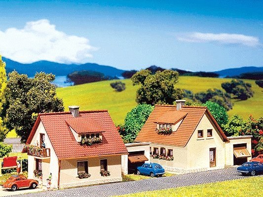 One-Family Houses - Pkg of 2 w/Garages -- 3-7/8 x 2-1/4 x 2′ 10 x 5.7 x 5cm, N, Faller Gmbh 232226
