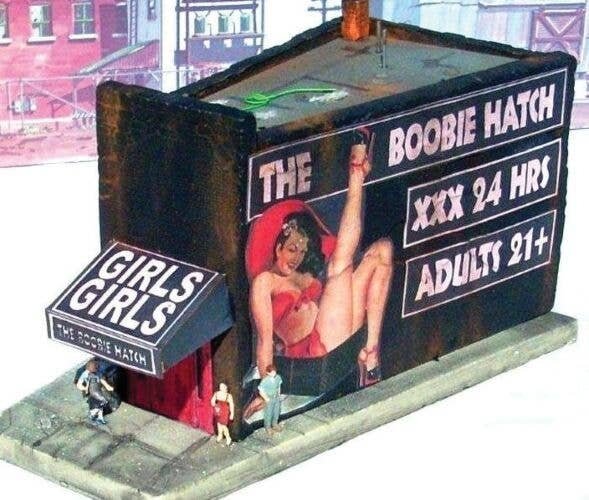 Cast-Hydrocal Kit -- The Boobie Hatch - 3 x 2′ 7.6 x 5.1cm, N, Downtown Deco 2019