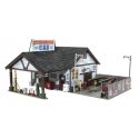 Built-&-Ready Landmark Structures(R) -- Ethyl′s Gas & service, O, Woodland Scenics 5849