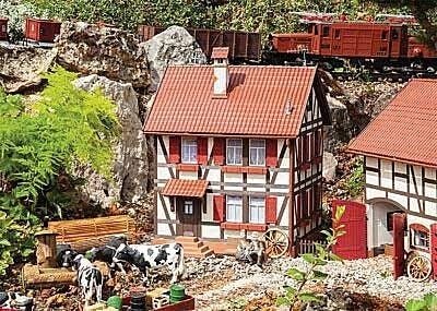 Half-Timber House -- Kit - 13-3/16 x 13-3/16 x 16-1/2′ 33.5 x 33.5 x 41.9cm, G, Pola 331779