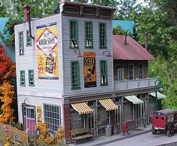 The Gravely Building -- Kit - 6-3/4 x 4-3/4′ 17.2 x 12.1cm, HO, Bar Mills LLC 882