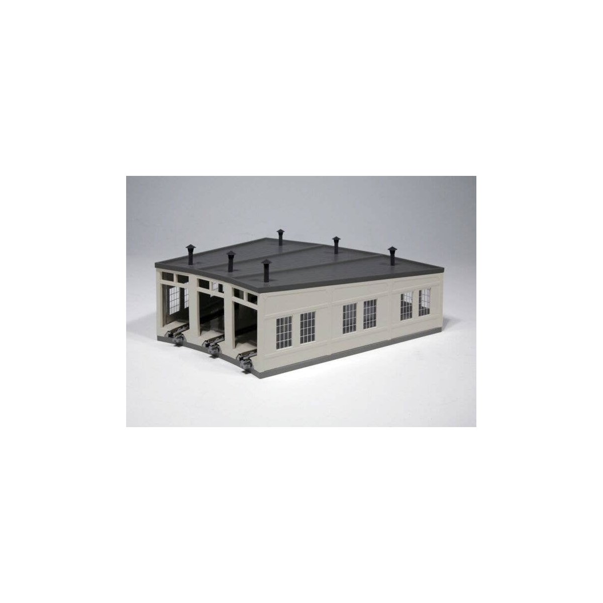 Three-Stall Concrete Roundhouse -- Kit - 7-7/8′ 20cm Deep, 10-Degree Stalls, N, Kato USA Inc 23240