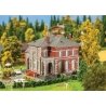 Head Office/Headquarters Building -- Weathered Kit - 3-15/16 x 3-3/4 x 3-3/4′ 10 x 9.6 x 9.6cm, N, Faller Gmbh 232213