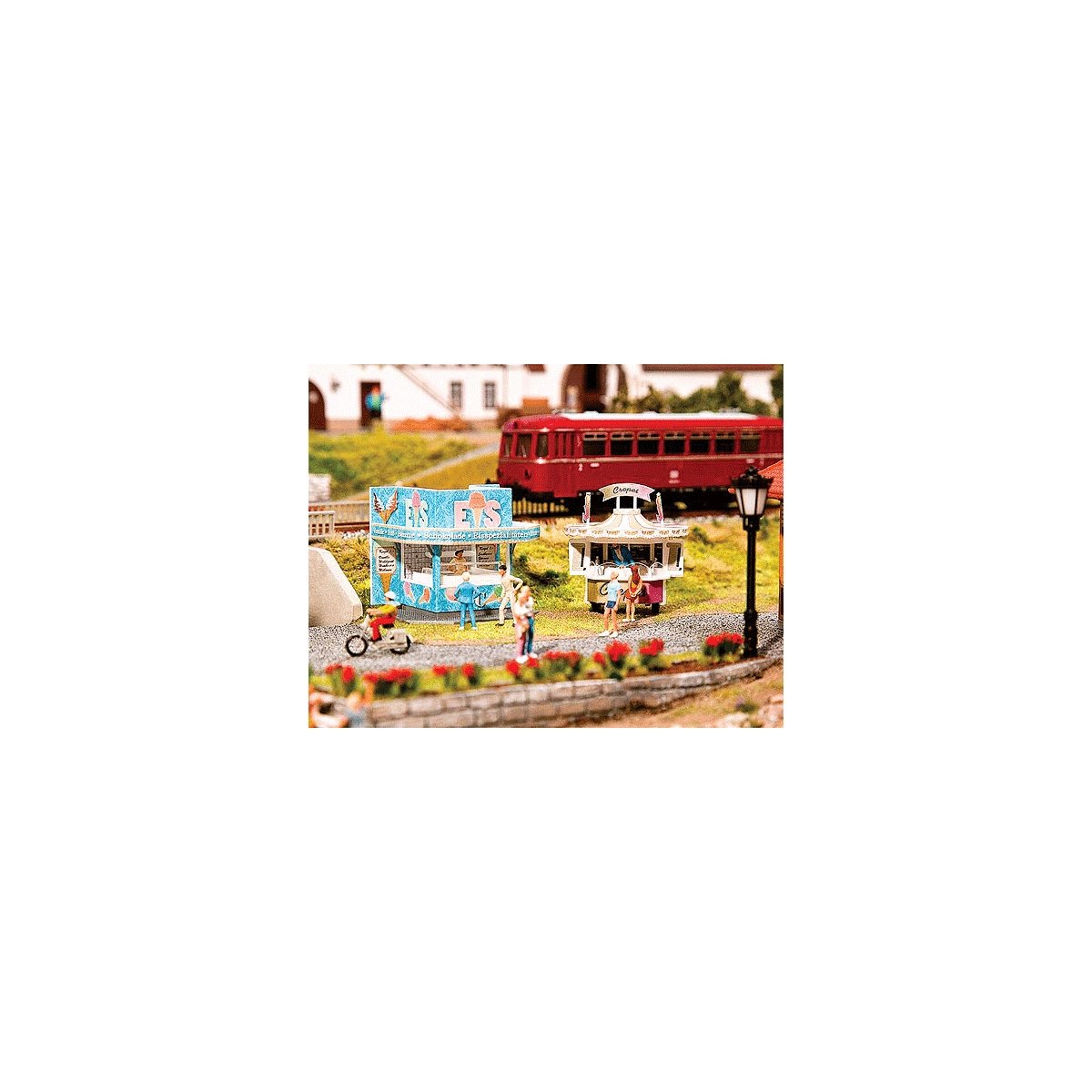 Ice Cream & Pancake Booths -- Kit, HO, Faller Gmbh 140442