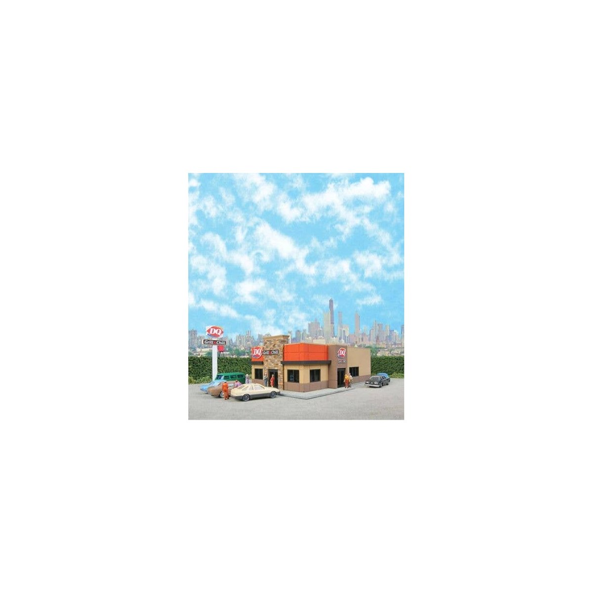 DQ Grill & Chill(R) -- Kit - 4-1/2 x 3 x 1-9/16′ 11.4 x 7.6 x 3.9cm, N, Walthers Cornerstone 3846