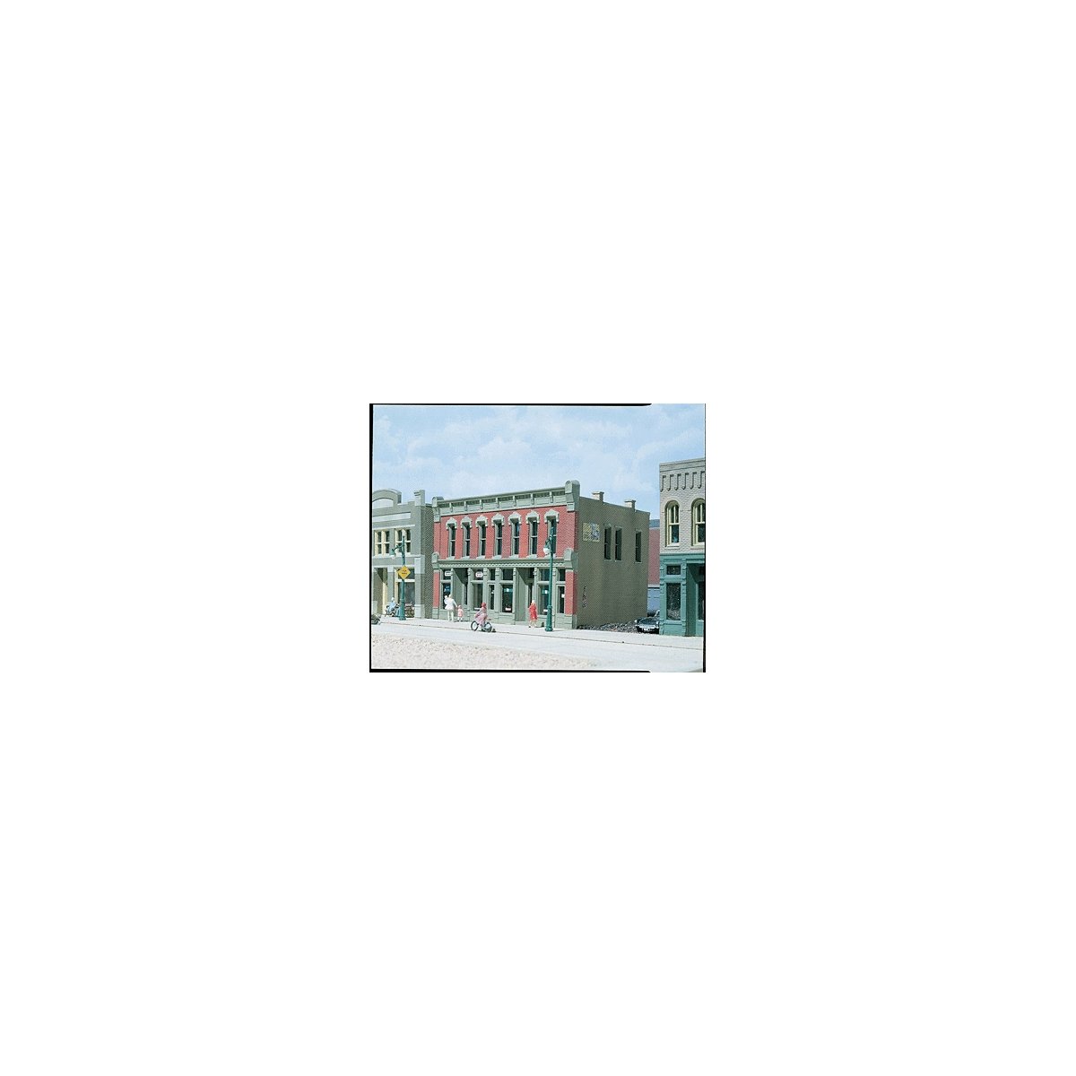 Front Street Building - Woodland Scenics DPM Landmark Structures(R) -- Kit - 5-3/4 x , HO, Design Preservation Models 12000