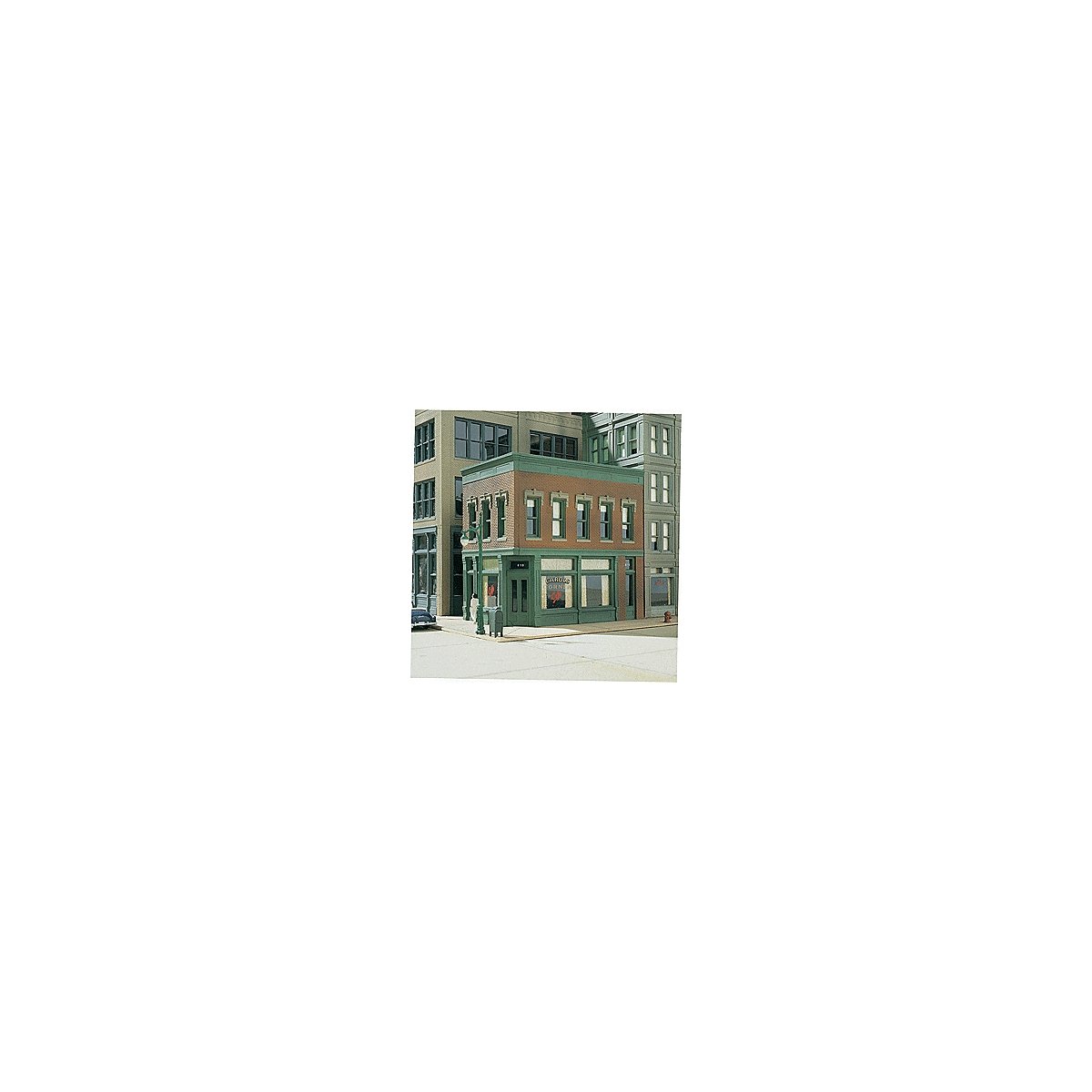 Carol′s Corner Cafe - Woodland Scenics DPM Landmark Structures(R) -- Kit - 4-1/4 x 2-, HO, Design Preservation Models 11300