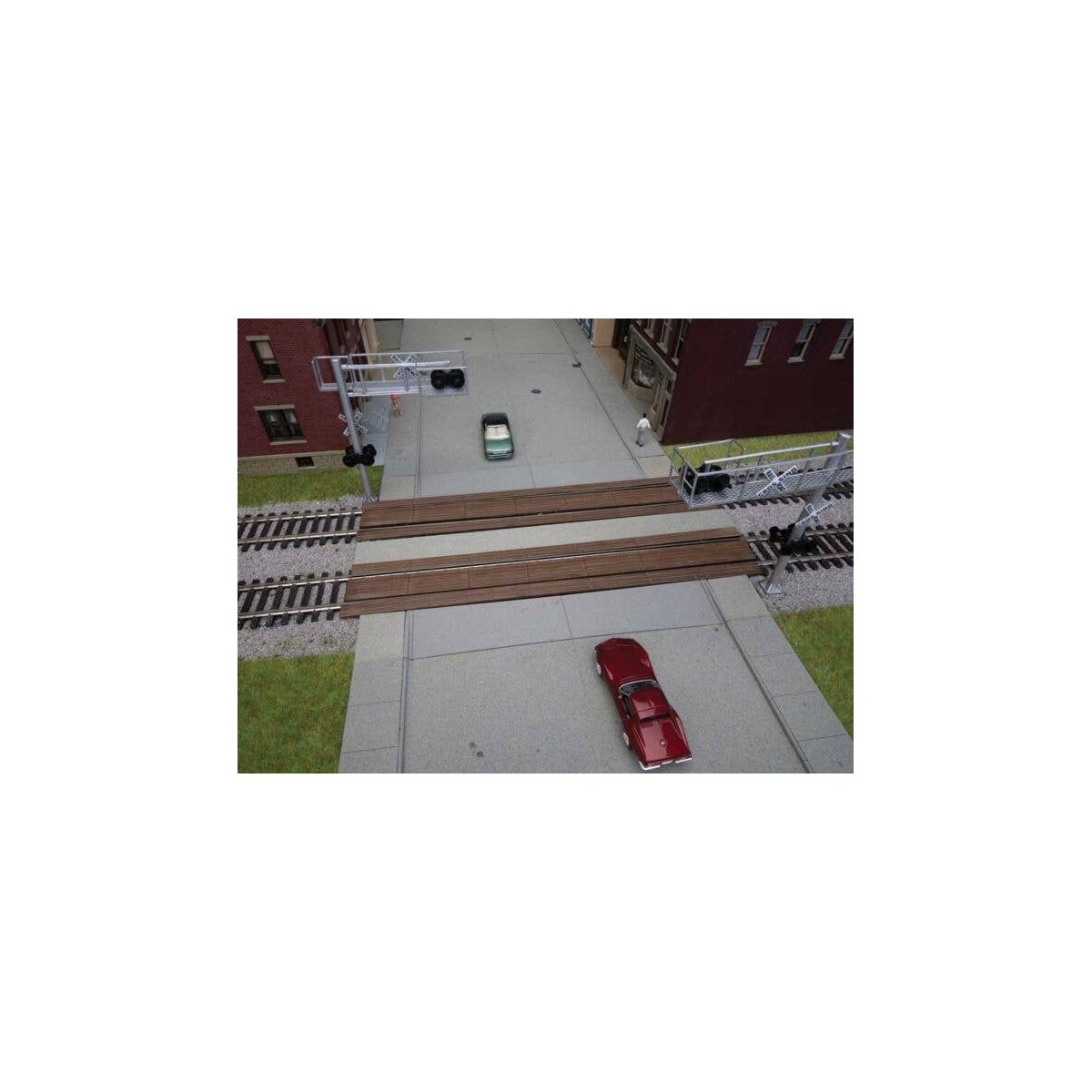 Modern Wood Grade Crossing pkg(2) -- Kit, HO, WalthersTrack 83116