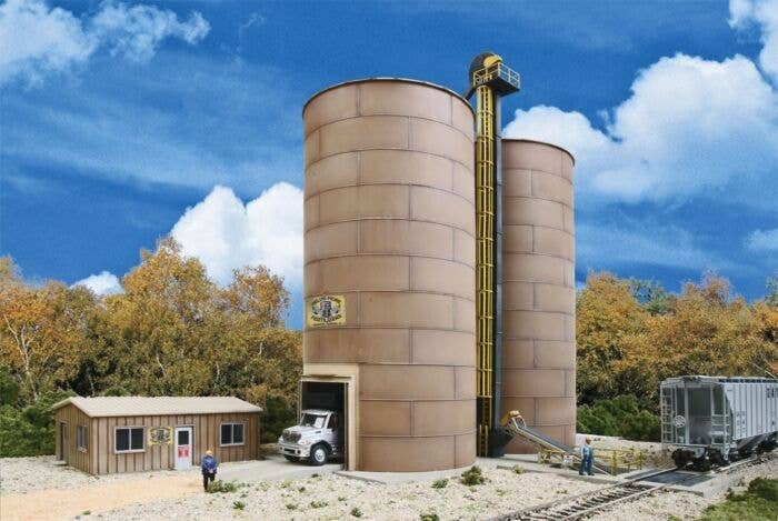 Rail-to-Road Aggregate Transfer -- Kit - 14-1/2 x 9-5/8 x 11′ 36.8 x 24.4 x 27.9cm, HO, Walthers Cornerstone 4036