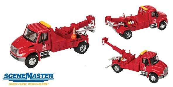 International(R) 4300 Tow Truck - Assembled -- Red, HO, Walthers SceneMaster 11531